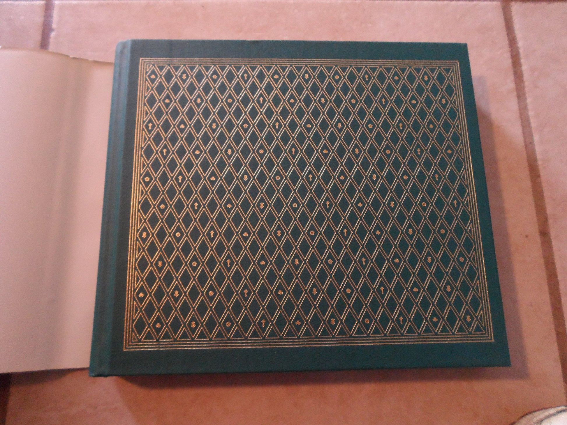 Discovering Britain and Ireland used book depot