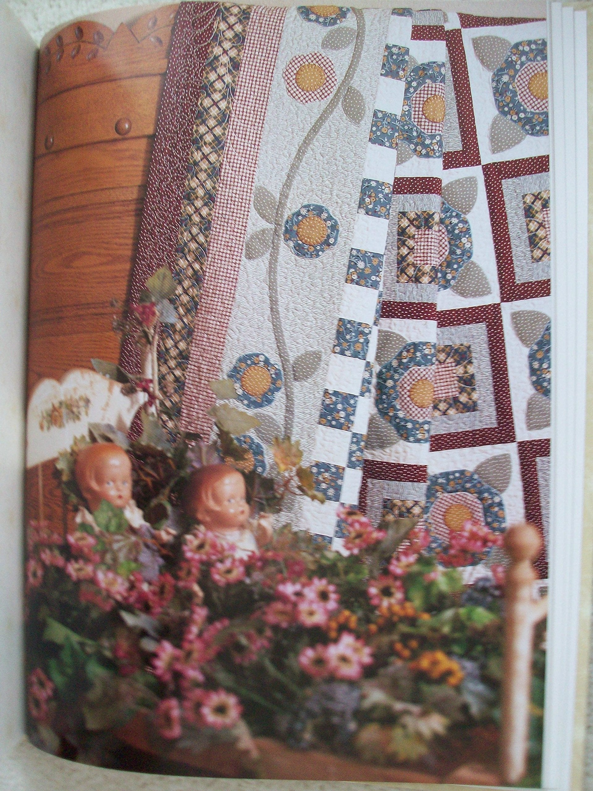 Thimbleberries New Collection of Classic Quilts: 28 Quilting Inspirations for the Home used book depot