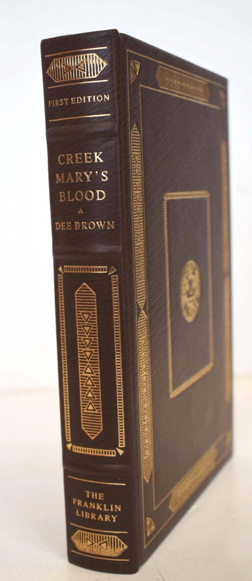 Creek Mary's Blood: A Novel used book depot