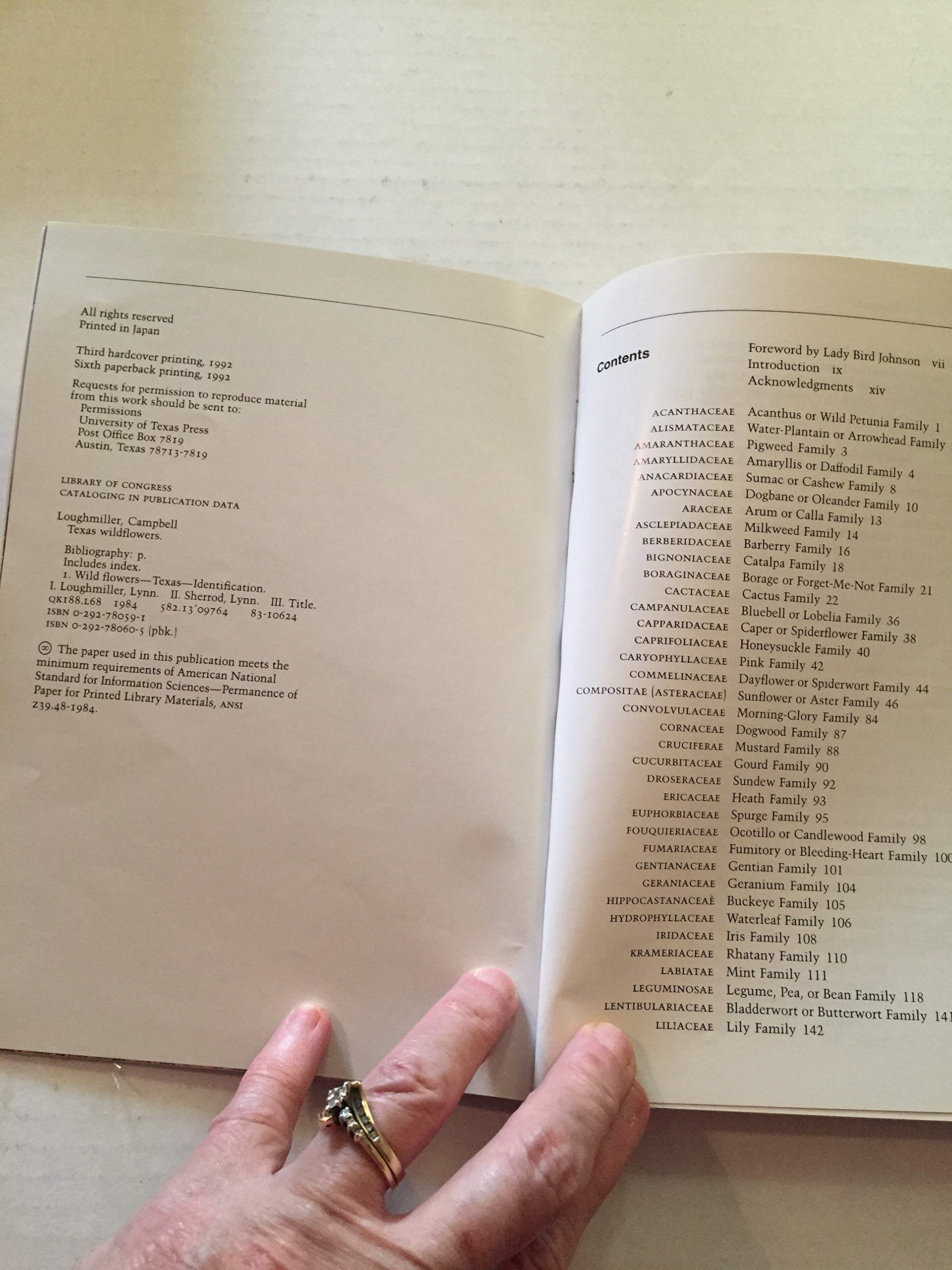 Texas Wildflowers: A Field Guide used book depot