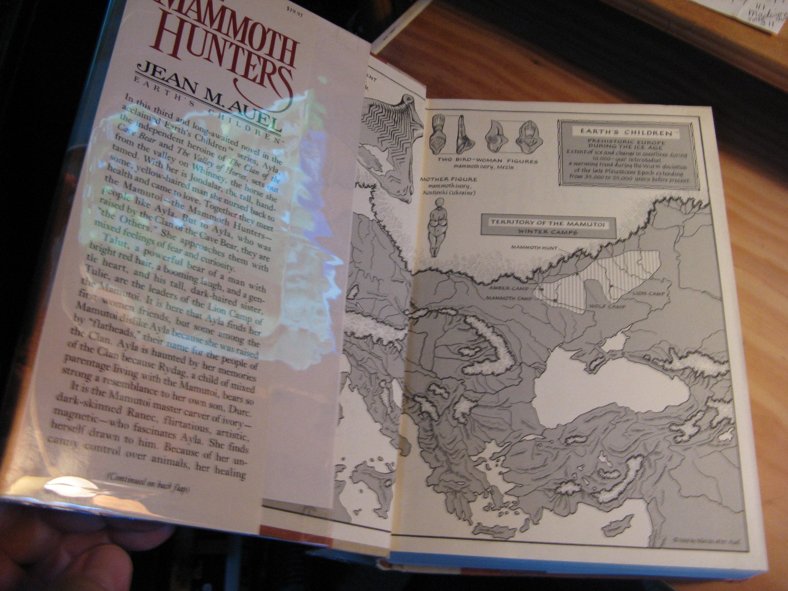 The Mammoth Hunters-Earth's Children used book depot